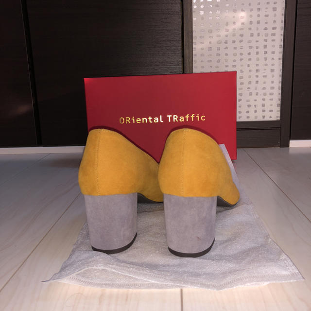 ORiental TRaffic(オリエンタルトラフィック)の1回USED ORientaL TRaffic バイカラーパンプス レディースの靴/シューズ(ハイヒール/パンプス)の商品写真