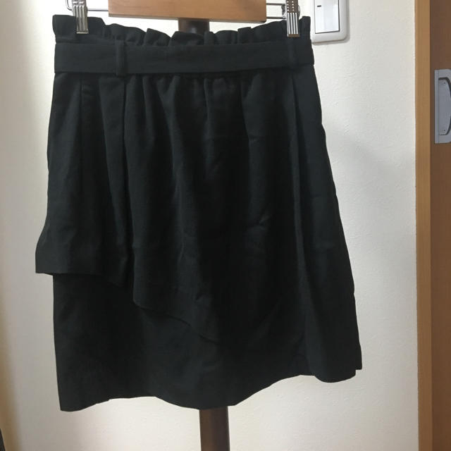 pour la frime(プーラフリーム)の黒 スカート レディースのスカート(ミニスカート)の商品写真