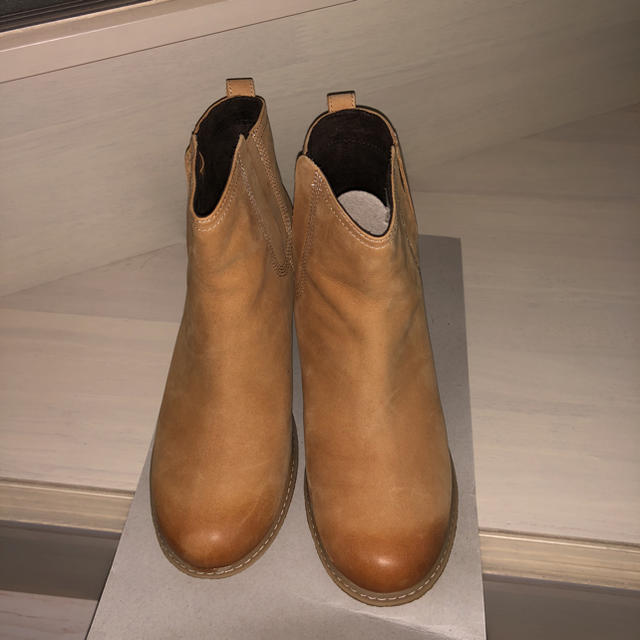 Timberland(ティンバーランド)の 1回USED  Timberland  ヒールブーツ  8254A レディースの靴/シューズ(ハイヒール/パンプス)の商品写真