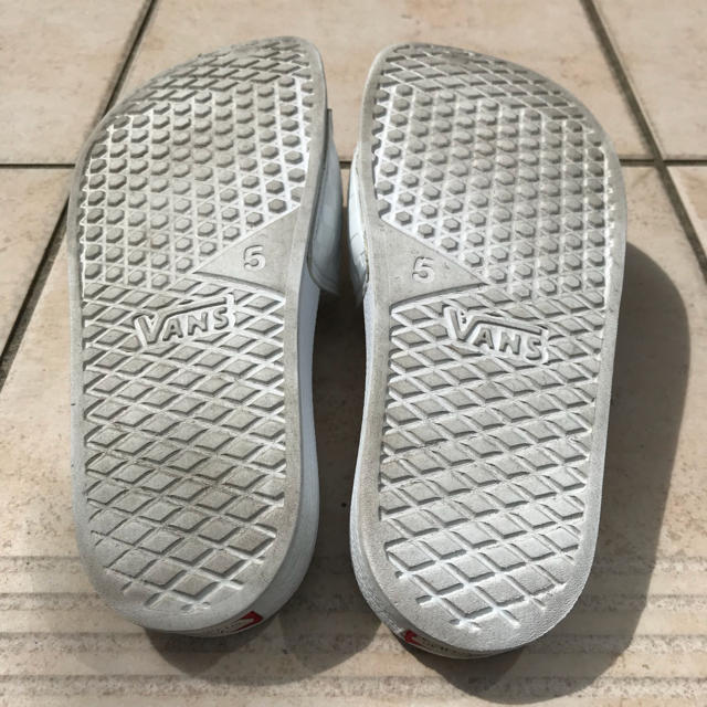 VANS(ヴァンズ)のサンダル VANS キッズ/ベビー/マタニティのキッズ靴/シューズ(15cm~)(サンダル)の商品写真