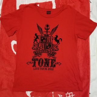 トウホウシンキ(東方神起)の東方神起 TONE Tシャツ 赤 中古(アイドルグッズ)