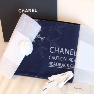 シャネル(CHANEL)の【専用出品】未使用 CHANEL シャネル 大判スカーフ ストール 飛行機柄(ストール/パシュミナ)