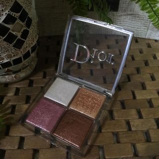 クリスチャンディオール(Christian Dior)のバックステージ フェイスグロウ パレット 001(フェイスカラー)