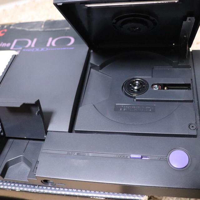 NEC(エヌイーシー)のPCエンジン DUO 本体一式セット エンタメ/ホビーのゲームソフト/ゲーム機本体(家庭用ゲーム機本体)の商品写真