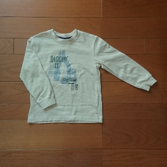 OshKosh(オシュコシュ)ののんのんそう様専用☆長袖Tシャツ&チェックパンツ キッズ/ベビー/マタニティのキッズ服男の子用(90cm~)(Tシャツ/カットソー)の商品写真