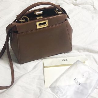 フェンディ(FENDI)のsale ❤︎ FENDI peekaboo ミニ ピーカブー  美品(ハンドバッグ)