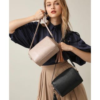 リエンダ(rienda)のla vie de Leory 異素材フリンジショルダーBAG(ショルダーバッグ)