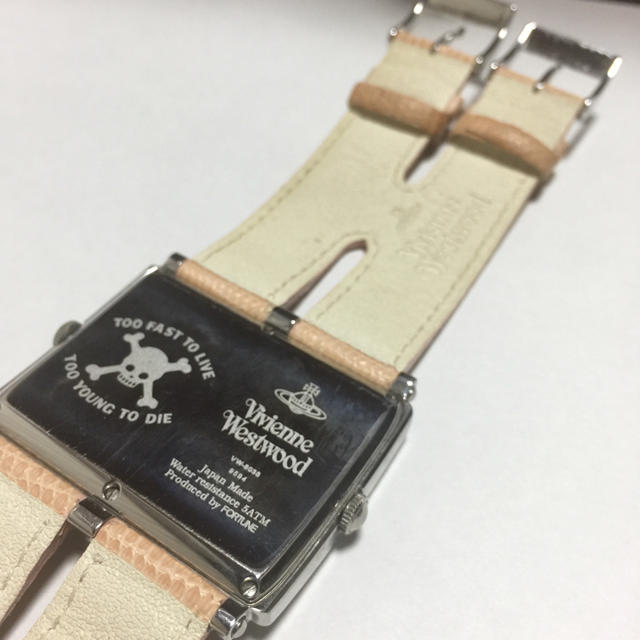Vivienne Westwood(ヴィヴィアンウエストウッド)の【値下げ中！】ヴィヴィアン腕時計 レディースのファッション小物(腕時計)の商品写真