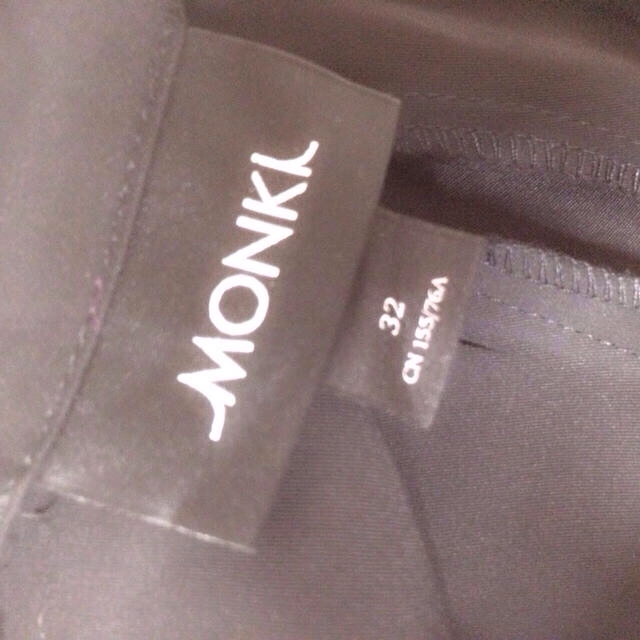 Monki(モンキ)のMONKI ・ ワンピース レディースのワンピース(ミニワンピース)の商品写真