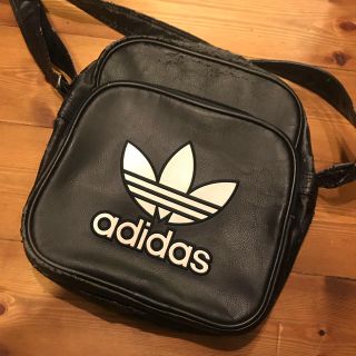 アディダス(adidas)のadidas original ショルダーバック(ショルダーバッグ)