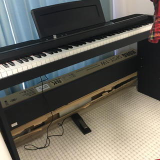 コルグ(KORG)のKORG sp170s 【格安】(電子ピアノ)