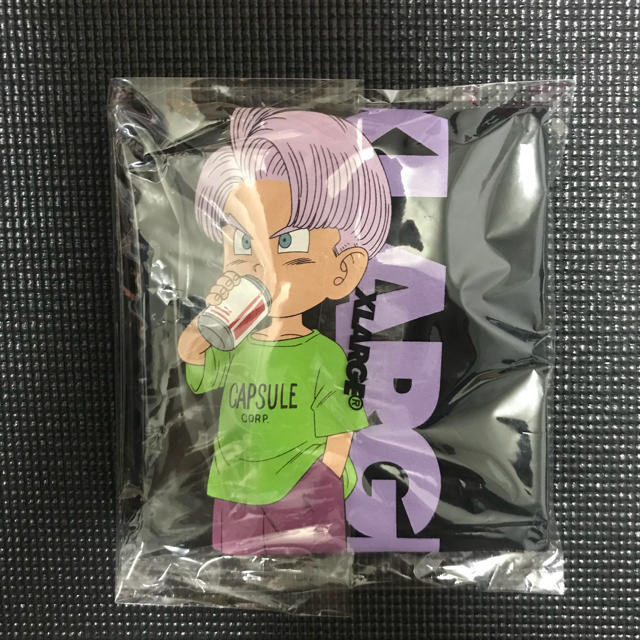 XLARGE(エクストララージ)のXLARGE ドラゴンボール コラボ トランクス Tシャツ メンズのトップス(Tシャツ/カットソー(半袖/袖なし))の商品写真