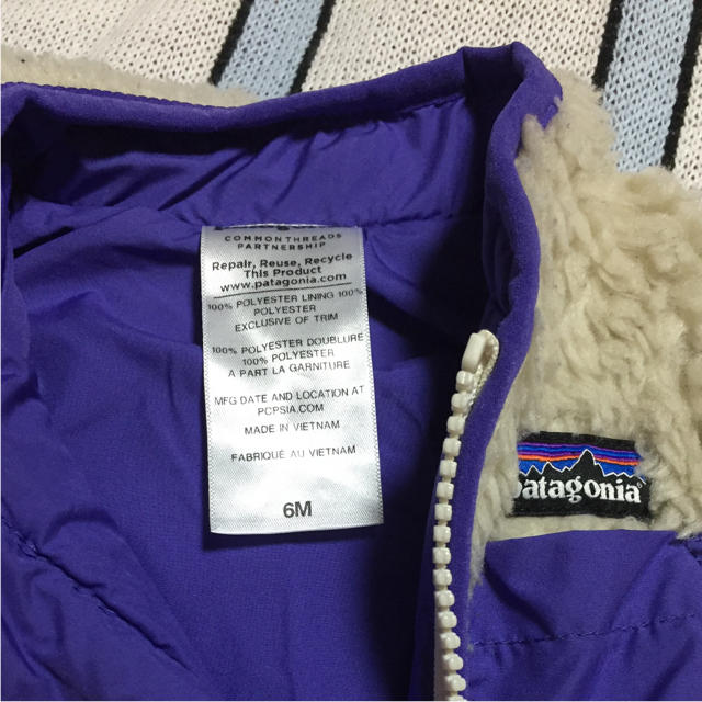patagonia(パタゴニア)のパタゴニア ボアベスト 6M キッズ/ベビー/マタニティのベビー服(~85cm)(ジャケット/コート)の商品写真