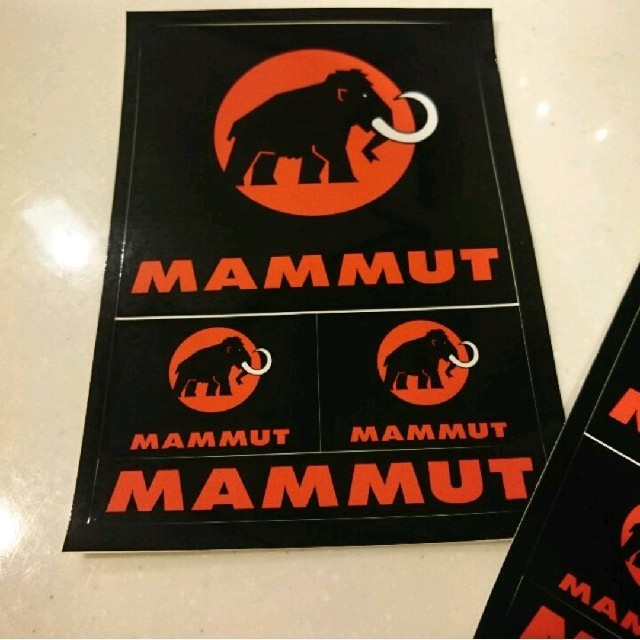 Mammut(マムート)の1枚590円10枚5000円 新品 マムート  ポストカード ステッカー スポーツ/アウトドアのアウトドア(登山用品)の商品写真