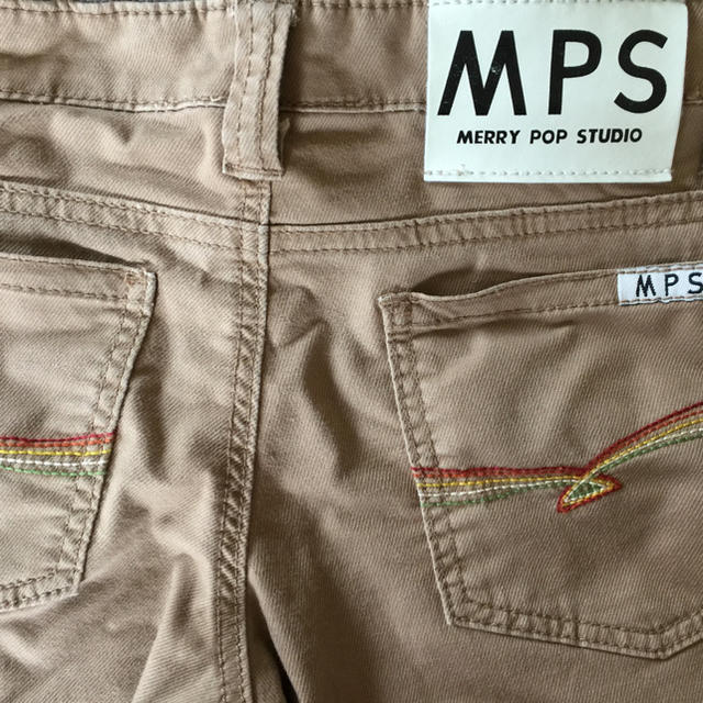 MPS(エムピーエス)のMPS チノパン 120㎝ キッズ/ベビー/マタニティのキッズ服男の子用(90cm~)(パンツ/スパッツ)の商品写真