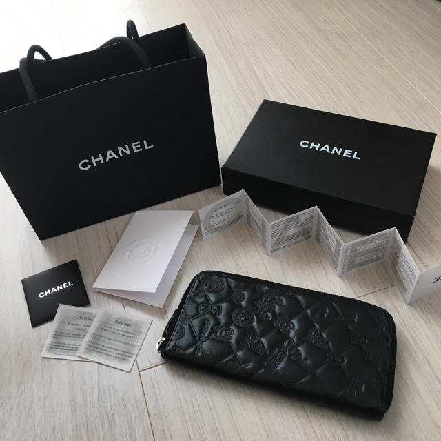 CHANEL アイコン ラウンドジップウォレット