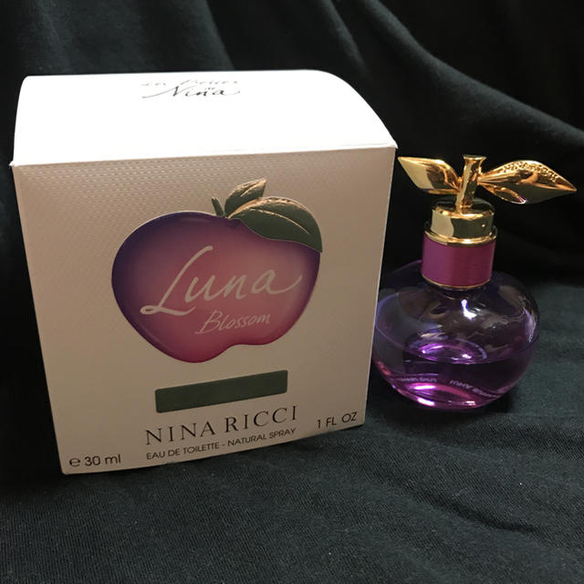 NINA RICCI - ニナリッチ／ルナ ブロッサム オーデトワレ 30mlの通販 by 🌹出品再開しました🌹｜ニナリッチならラクマ