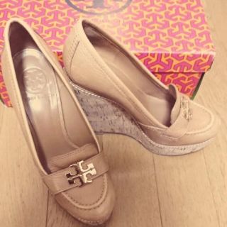 トリーバーチ(Tory Burch)のトリーバーチ ローファー パンプス 22.5 ウェッジソール(ハイヒール/パンプス)