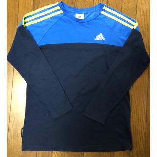 アディダス(adidas)のadidasロンT(Tシャツ/カットソー)