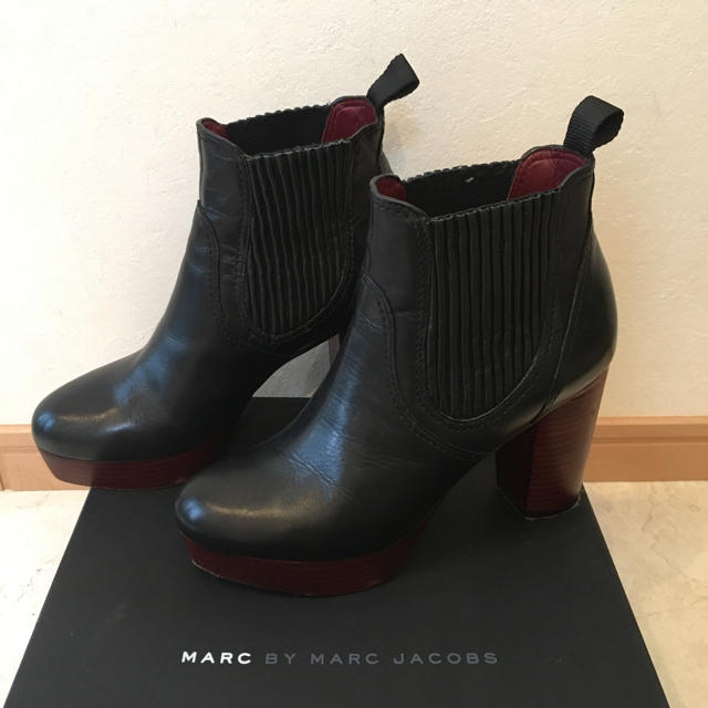 MARC BY MARC JACOBS(マークバイマークジェイコブス)のasamin様専用。MARC BY MARC JACOBS ショートブーツ レディースの靴/シューズ(ブーツ)の商品写真