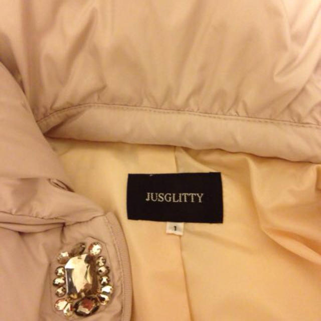 JUSGLITTY(ジャスグリッティー)のジャスグリッティーのダウン レディースのジャケット/アウター(ダウンジャケット)の商品写真