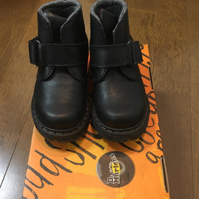 Dr.Martens(ドクターマーチン)のmm3207様 専用 ドクターマーチン ブーツ キッズ ベビー キッズ/ベビー/マタニティのキッズ靴/シューズ(15cm~)(ブーツ)の商品写真