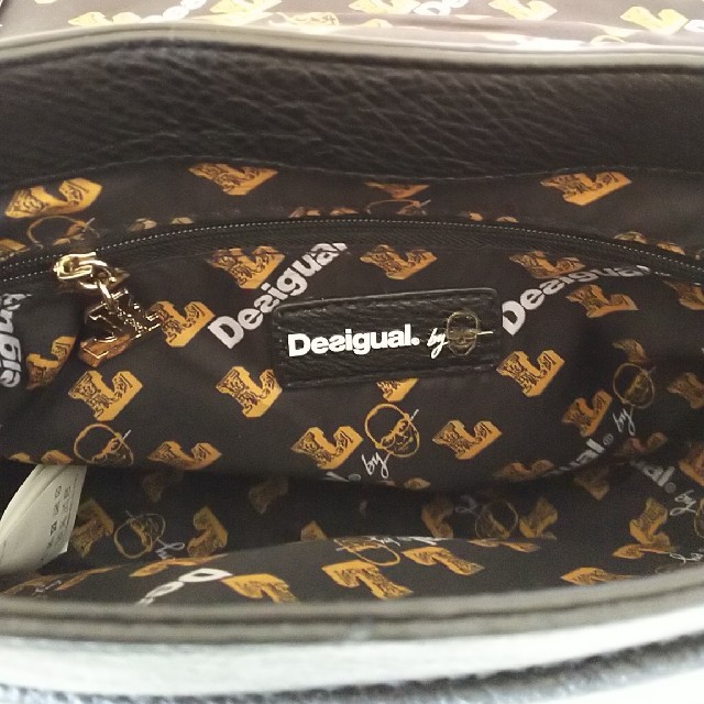 DESIGUAL(デシグアル)のDesigual（デシグアル） ショルダーバッグ レディースのバッグ(ショルダーバッグ)の商品写真