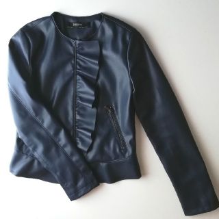 ザラ(ZARA)のZARA【S size】【美品】フリルレザージャケット　ネイビー(ノーカラージャケット)