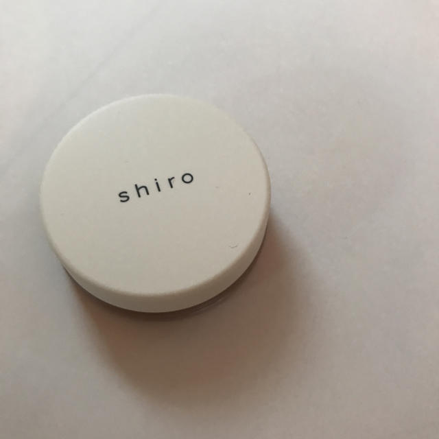 shiro(シロ)のshino チークリップバター コスメ/美容のスキンケア/基礎化粧品(リップケア/リップクリーム)の商品写真