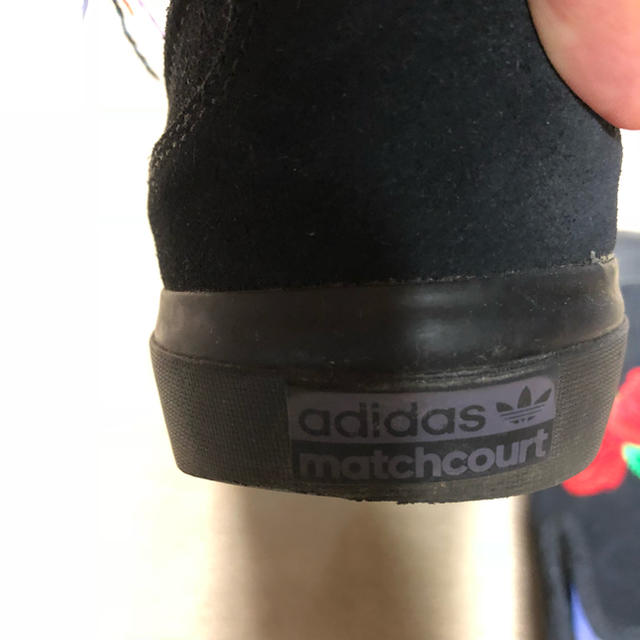 adidas(アディダス)のadidas MATCHCOURT アディダス マッチコート スリッポン メンズの靴/シューズ(スニーカー)の商品写真