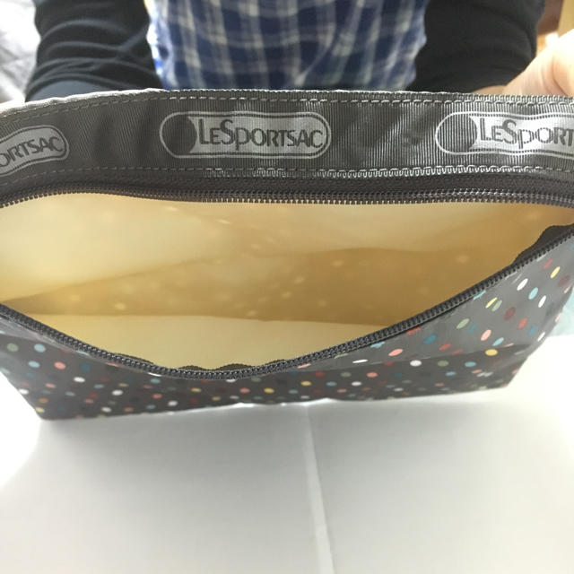 LeSportsac(レスポートサック)のレスポートサック ポーチ レディースのファッション小物(ポーチ)の商品写真