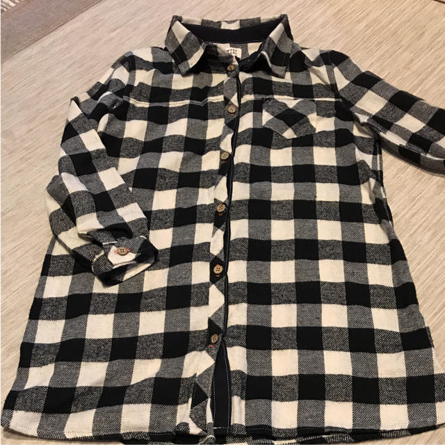 チェックシャツ ワンピース 130 キッズ/ベビー/マタニティのキッズ服女の子用(90cm~)(ワンピース)の商品写真