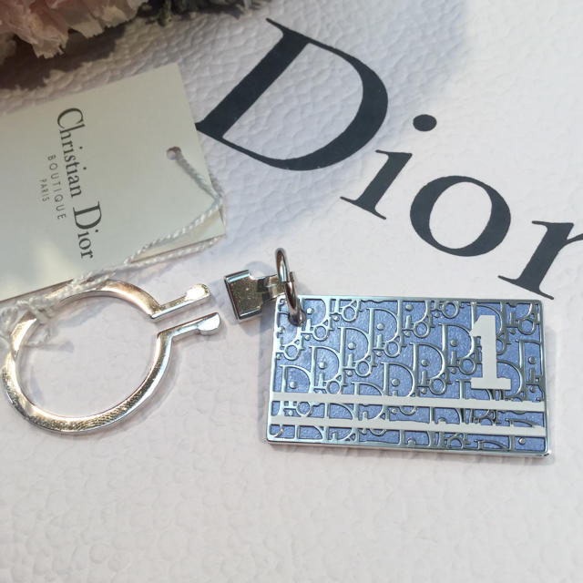 Christian Dior - 未使用♡クリスチャン ディオール♡キーホルダー♡1の通販 by coco♡'s shop｜クリスチャン