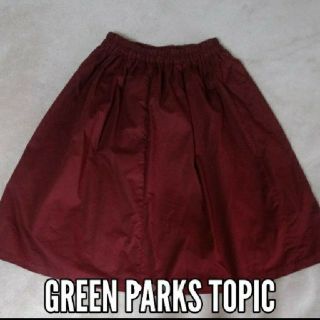 グリーンパークス(green parks)のGreen parks topic　スカート　(ひざ丈スカート)