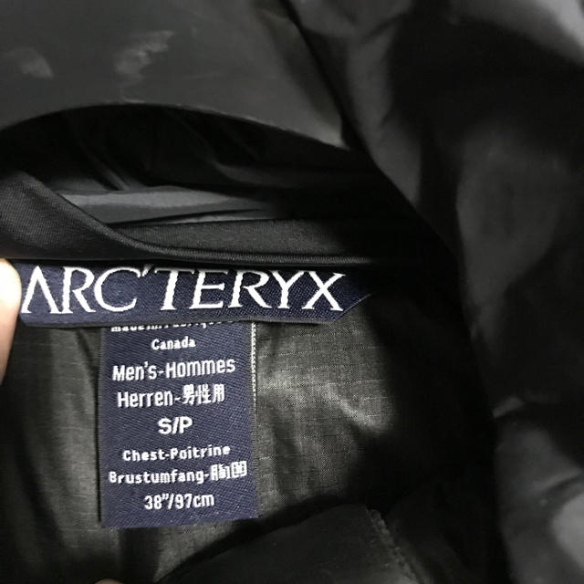 ARC'TERYX(アークテリクス)のアークテリクスジャケット希少カナダ製 メンズのジャケット/アウター(ダウンジャケット)の商品写真