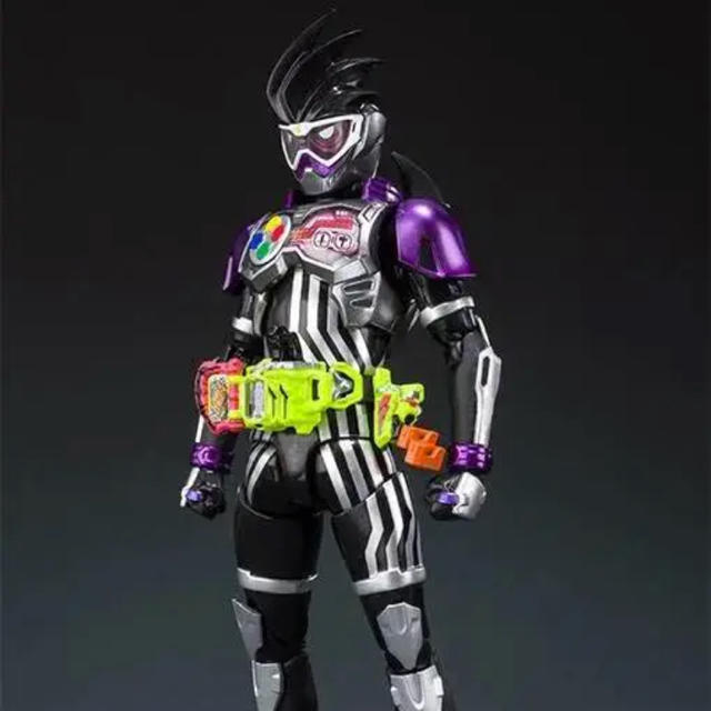 BANDAI(バンダイ)のS.H.Figuarts 仮面ライダーゲンム レベル0 エンタメ/ホビーのフィギュア(特撮)の商品写真