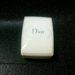 ディオール(Dior)のDior スノーサブリッシム　ホワイトニングパウダー(ライトベージュ)(フェイスパウダー)