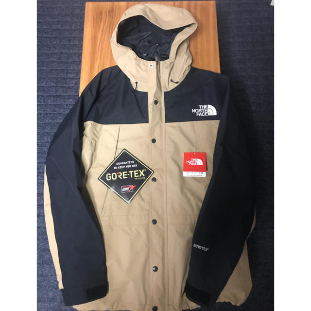 THE NORTH FACE MOUNTAIN LIGHT JACKET KT