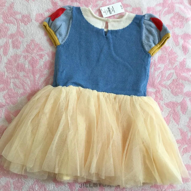 babyGAP(ベビーギャップ)の大人気♡ 新品 babygap 白雪姫 ニットワンピース♡ 18-24m 90 キッズ/ベビー/マタニティのキッズ服女の子用(90cm~)(ワンピース)の商品写真