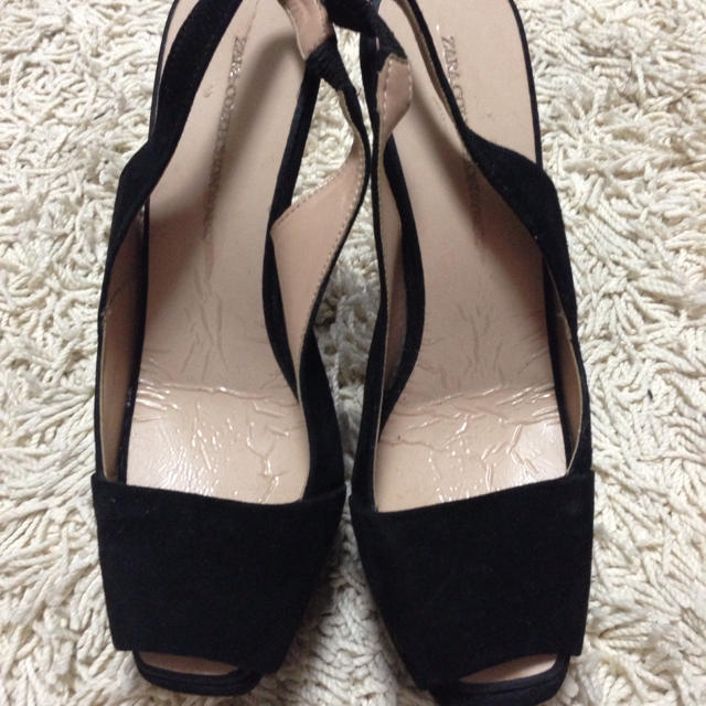 ZARA(ザラ)の♡黒ミュール♡ レディースの靴/シューズ(ミュール)の商品写真