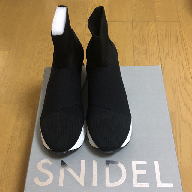 SNIDEL(スナイデル)のsnidel スニーカーソールニットショートブーツ レディースの靴/シューズ(スニーカー)の商品写真