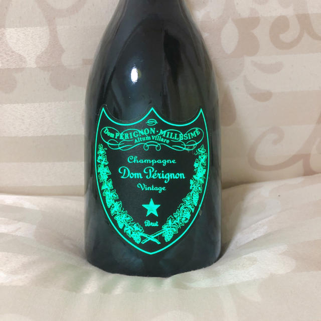 Dom Pérignon(ドンペリニヨン)のドンペリ ルミナス ウルトラジャパン ヴィンテージ2009 食品/飲料/酒の酒(シャンパン/スパークリングワイン)の商品写真