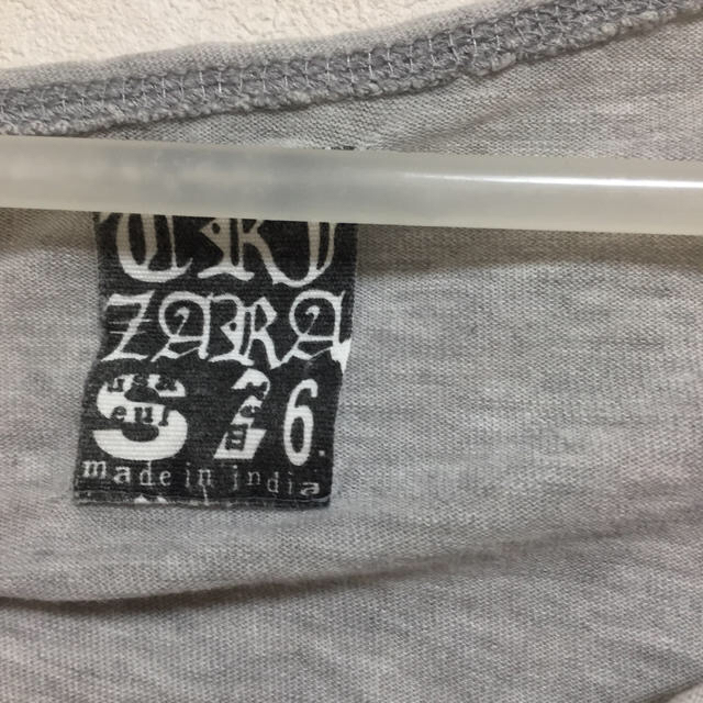 ZARA(ザラ)のザラ グレー長袖Tシャツ&ボーダーTシャツ レディースのトップス(Tシャツ(長袖/七分))の商品写真