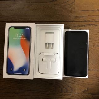 アップル(Apple)の「値下げ 」iPhoneX64GBdocomoシルバー(新古品)SIM解除(スマートフォン本体)