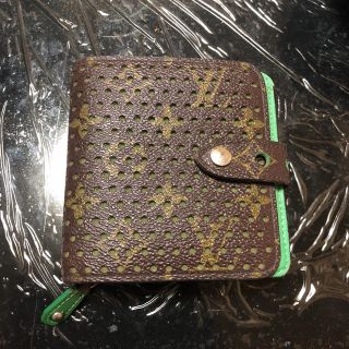 ルイヴィトン(LOUIS VUITTON)の質屋購入U•ω•U🍀折り財布(財布)