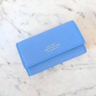 スマイソン(Smythson)の【新品】Smythson スマイソン パナマ キーケース ナイルブルー(キーケース)