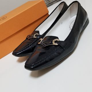 トッズ(TOD'S)のTOD'S　トッズ　モカシン　フラット　シューズ　靴　レディース(ローファー/革靴)