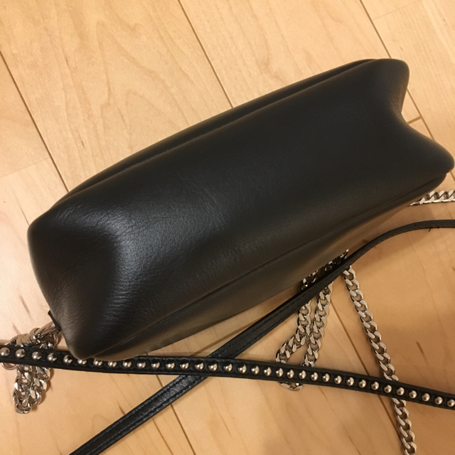 J&M DAVIDSON(ジェイアンドエムデヴィッドソン)のJ&M DAVIDSON LIPSTICK POCHETTE レディースのバッグ(ショルダーバッグ)の商品写真