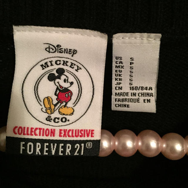 FOREVER 21(フォーエバートゥエンティーワン)のミッキー&ミニーニット レディースのトップス(ニット/セーター)の商品写真