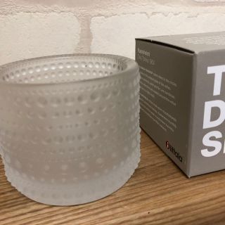 イッタラ(iittala)のイッタラ カステヘルミ キャンドルホルダー  マットフロスト(置物)